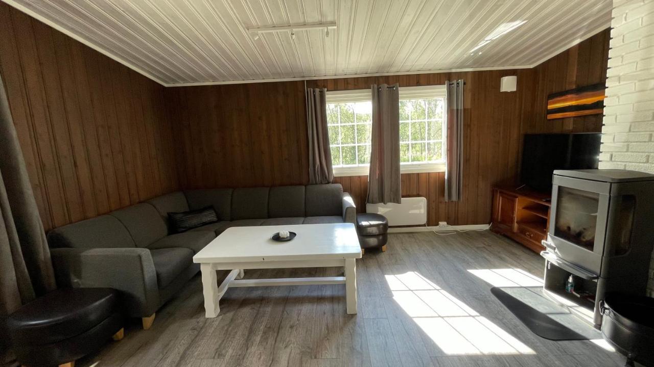 Stor Hytte I Olderfjord Villa Russenes Exterior foto